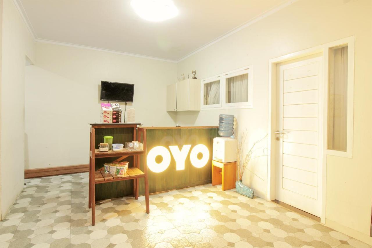 Oyo 396 Tibrae Syariah Bandung