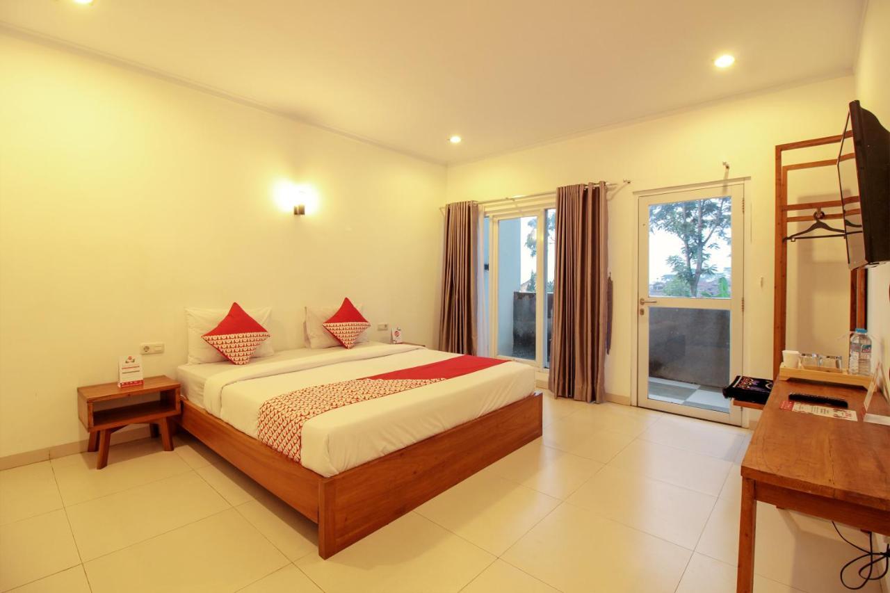 Oyo 396 Tibrae Syariah 2* Bandung